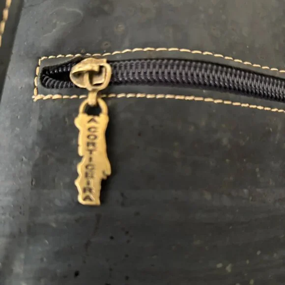 Navy & Tan Acorticeira Cork Flat Backpack Portugal Water Resistant Natural Vegan - Picture 6 of 11